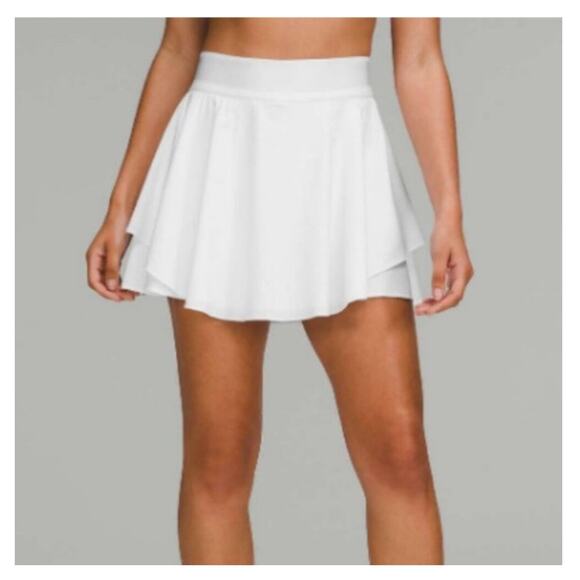 Lululemon Court Rival Perforated High Rise Skort Skirt Size 2 White Athleisure - Picture 1 of 9